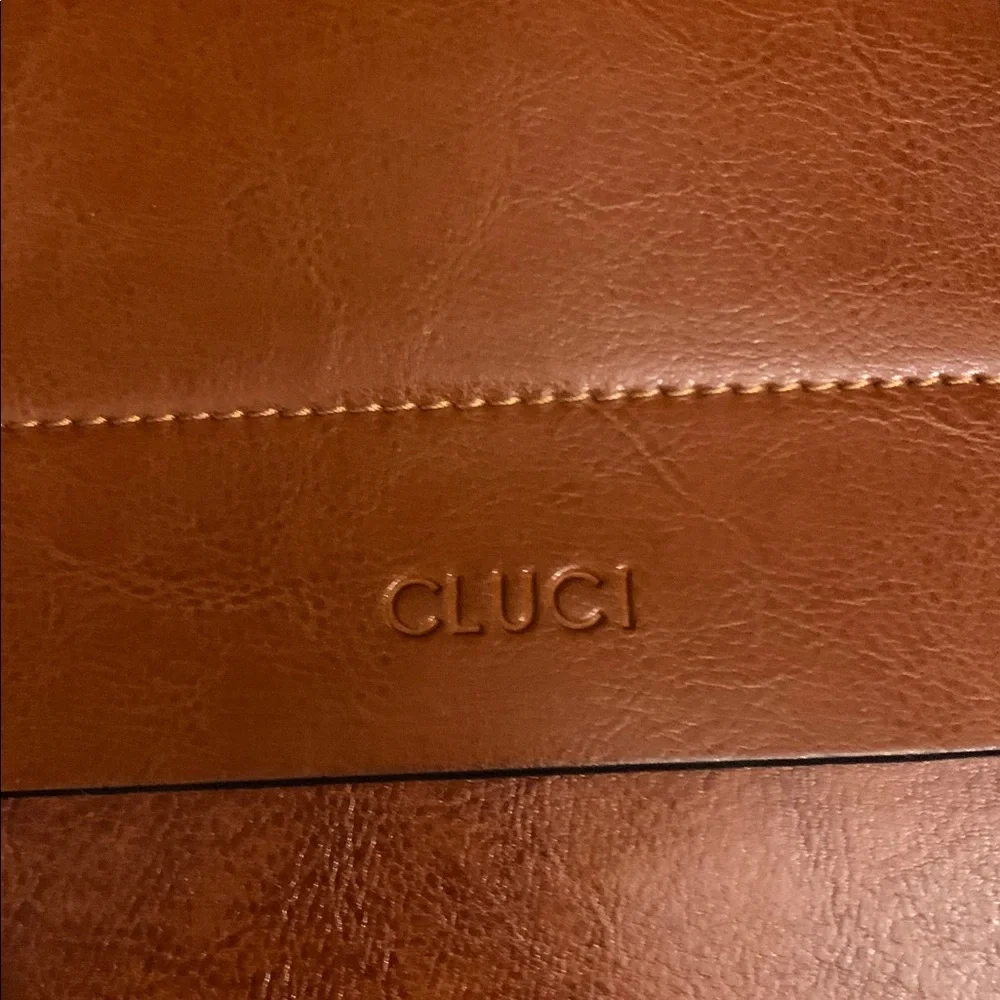 Cluci cognac Brown Leather briefcase with Strap